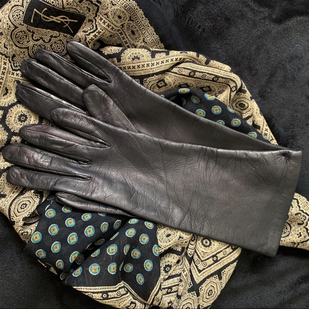 NWT Women’s 6.5 Black Italian Leather Gloves